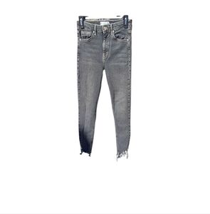 9333...Topshop Gray Distressed Women's Jeans Size W28 L30, 10" Rise
